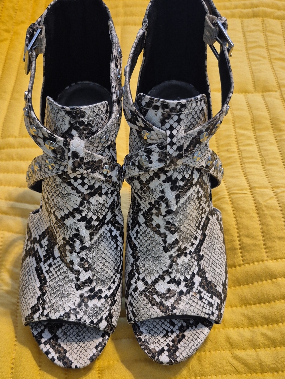 Women's Snake-Print Open Toe Heels - Black & White